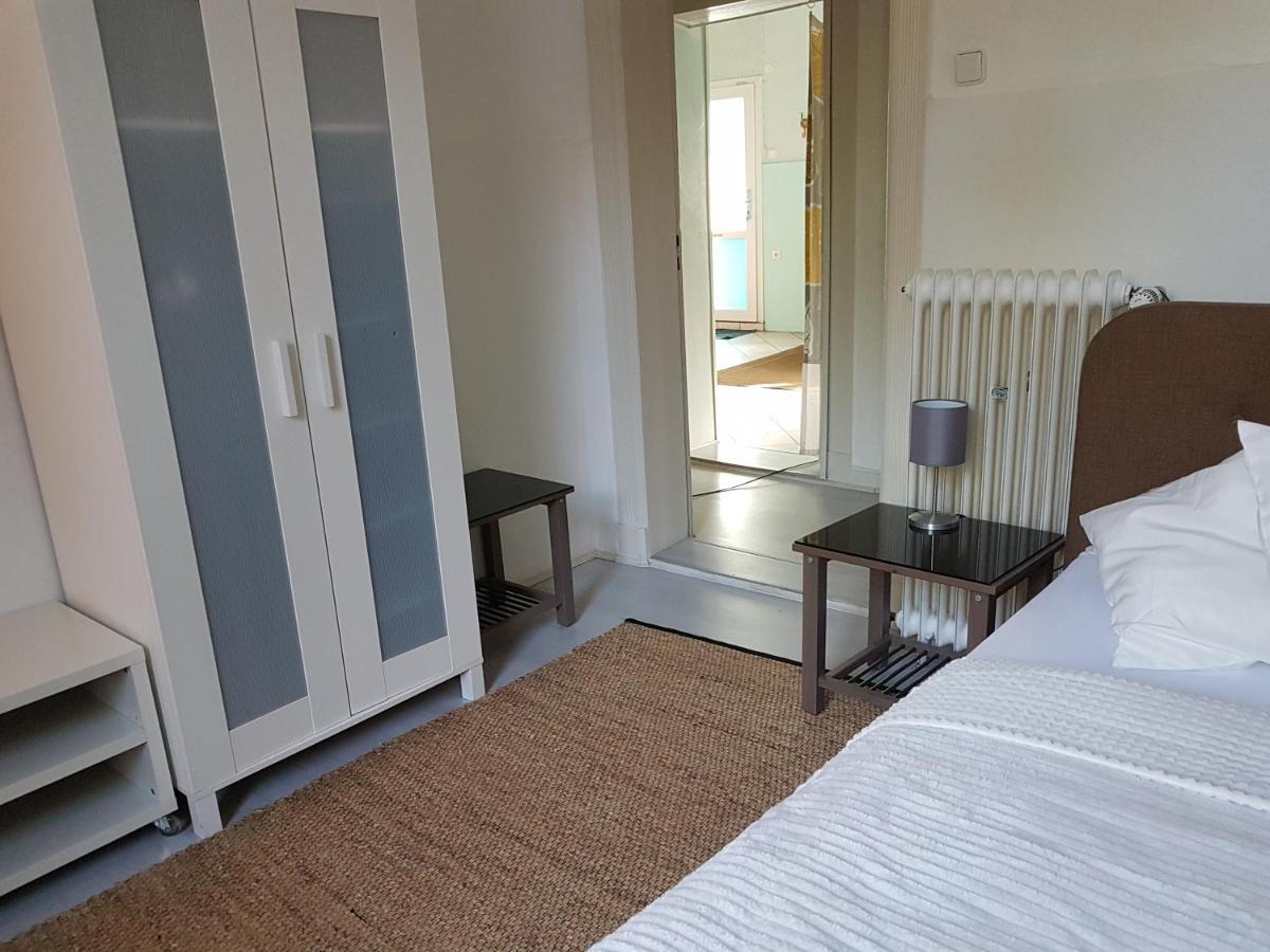 Low Budget Bremen Quarto foto